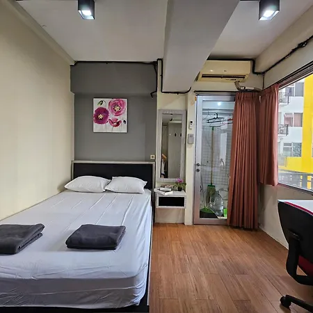 The Jarrdin Apartment Hotels By Ironman Bandung Room photo